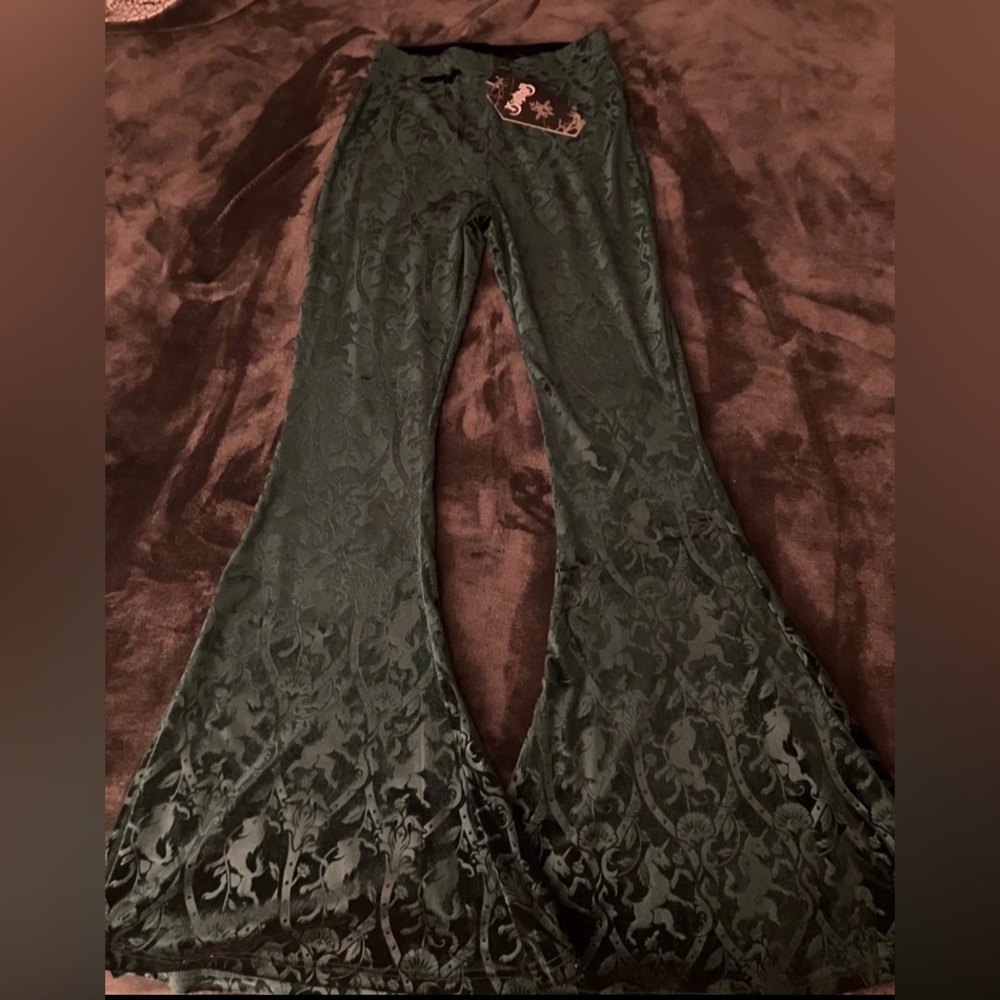 NWT KILLSTAR green bell bottoms flares pants-xs